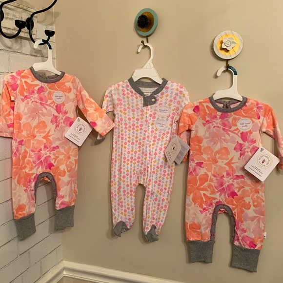 NEW! Set of Burts Bees Snap Onesies Organic Cotton - Picture 2 of 5